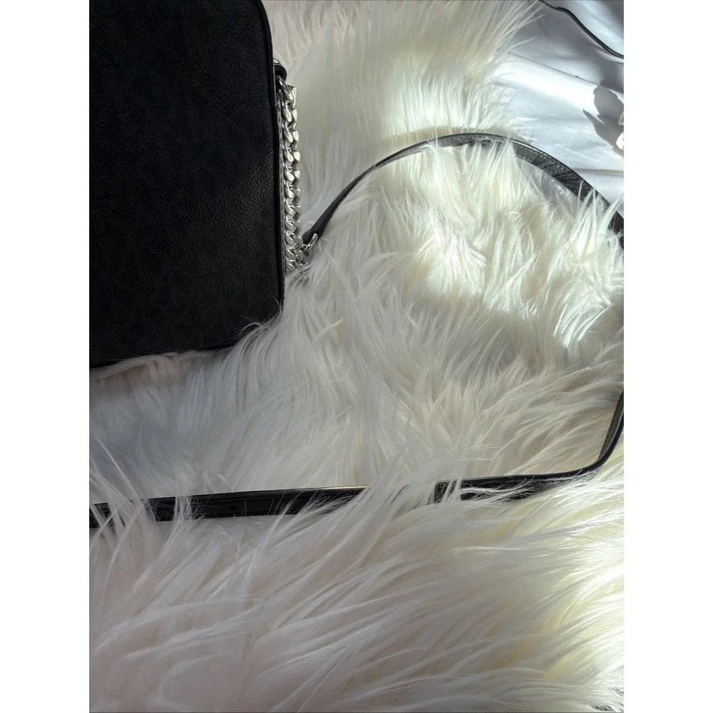 Michael Kors Jet Set Item East West Shoulder Crossbody Bag‎ MK Black/Silver